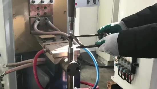 ACコンデンサ放電の空気圧制御を備えたコンデンサ蓄積エネルギースポット溶接機